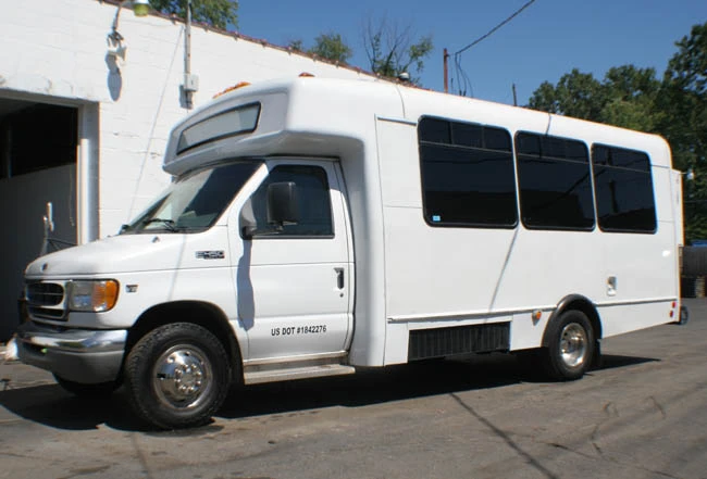 Omaha Limo Buses